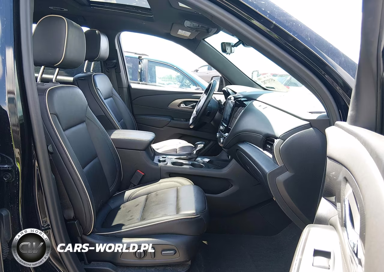 2023 Chevrolet Traverse Awd Premier VIN:1GNEVKKW3PJ259694 - 5