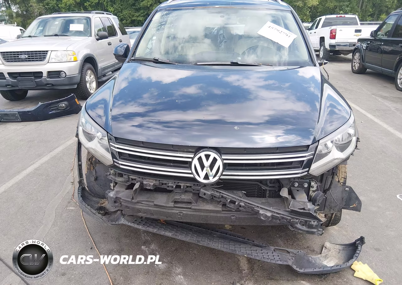2012 Volkswagen Tiguan Se VIN:WVGBV7AX9CW588427 - 6