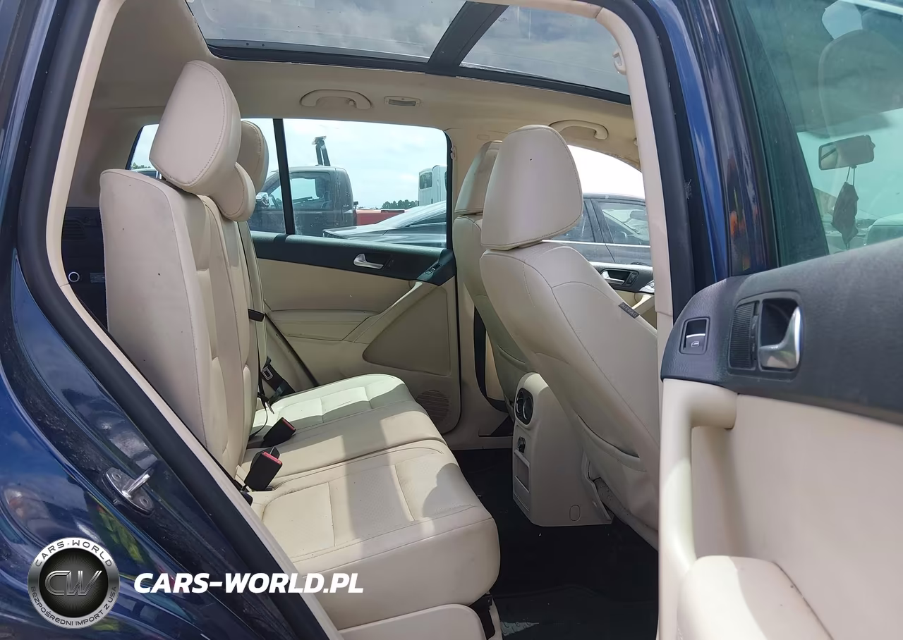 2012 Volkswagen Tiguan Se VIN:WVGBV7AX9CW588427 - 8