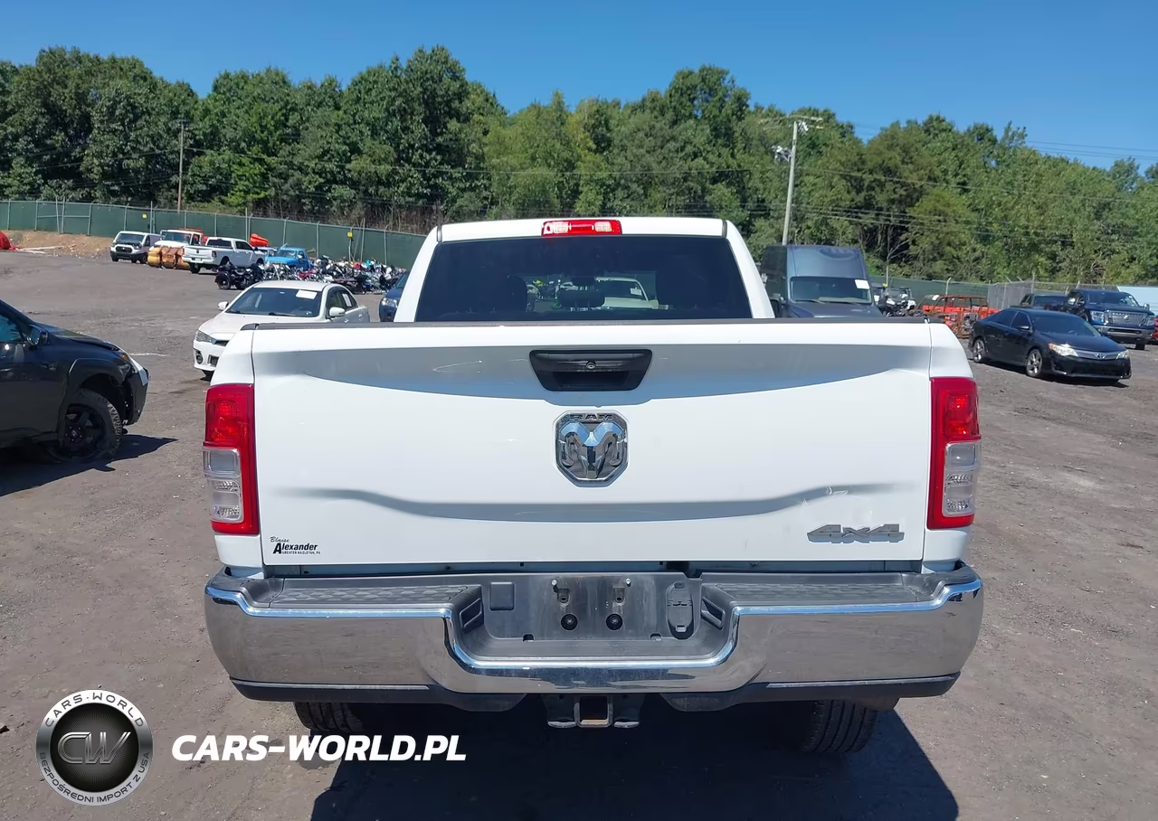 2024 Ram 2500 Big Horn 4X4 6'4 Box VIN:3C6UR5DL3RG101008 - 16