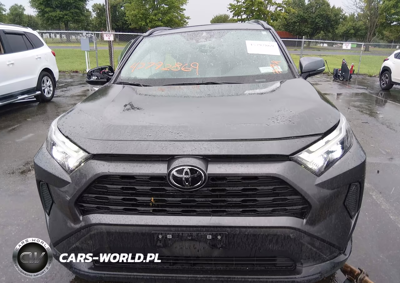 2023 Toyota Rav4 Xle VIN:2T3P1RFV8PC375015 - 12