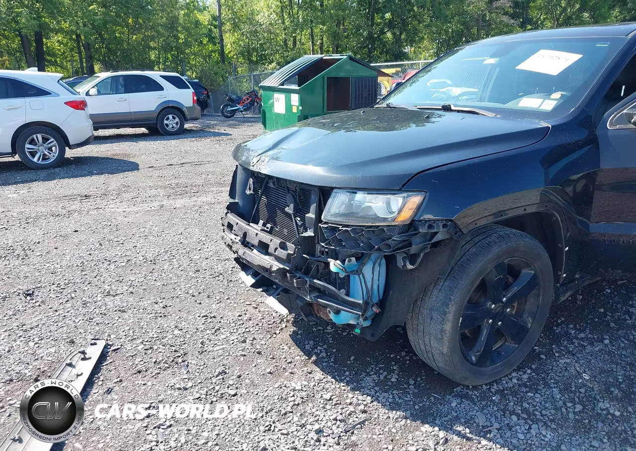 2015 Jeep Grand Cherokee Altitude VIN:1C4RJFAG4FC692662 - 6
