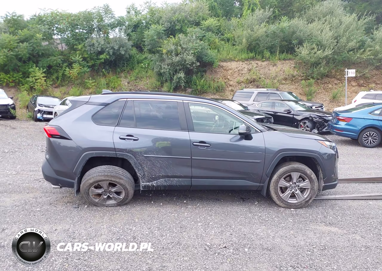 2023 Toyota Rav4 Hybrid Xle VIN:JTMRWRFV2PD200930 - 14