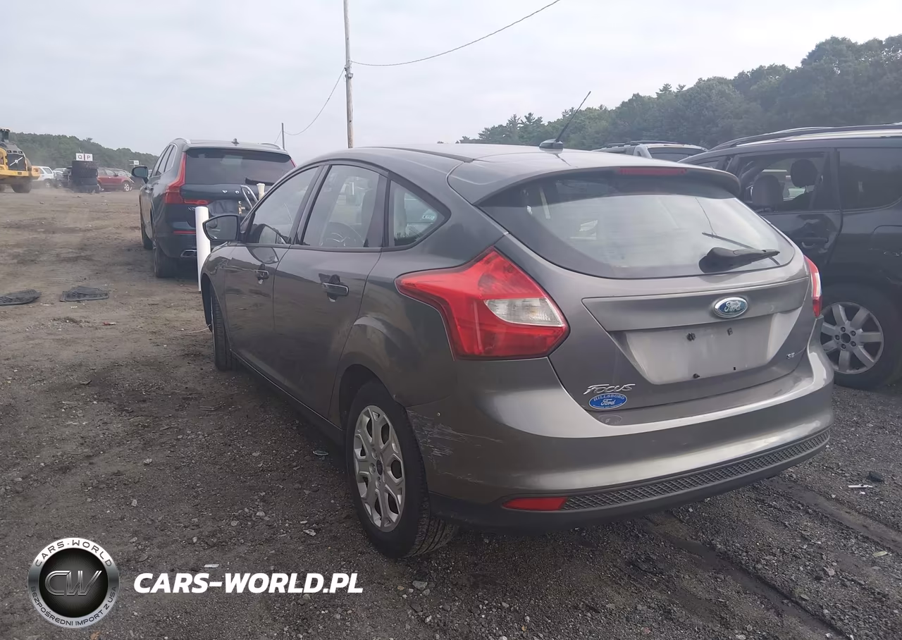 2012 Ford Focus Se VIN:1FAHP3K2XCL124252 - 3