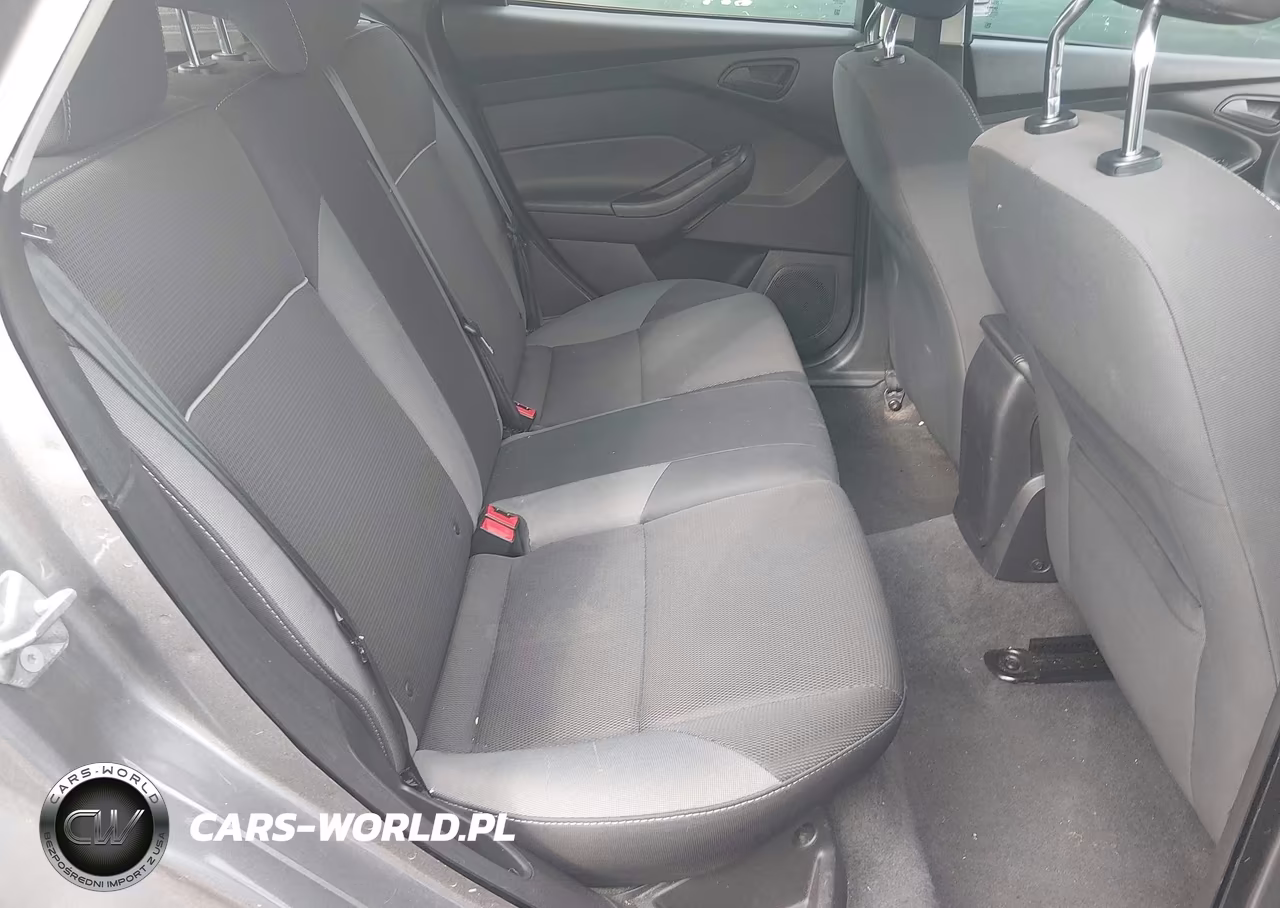 2012 Ford Focus Se VIN:1FAHP3K2XCL124252 - 8