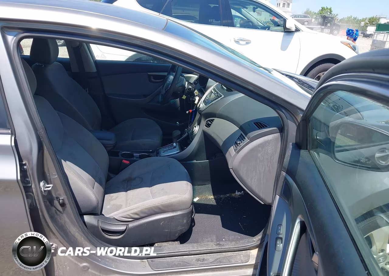 2012 Hyundai Elantra Gls VIN:5NPDH4AE4CH132164 - 5