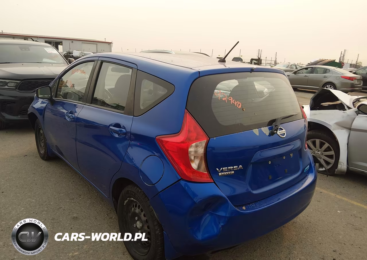 2015 Nissan Versa Note S Plus VIN:3N1CE2CP6FL400601 - 3