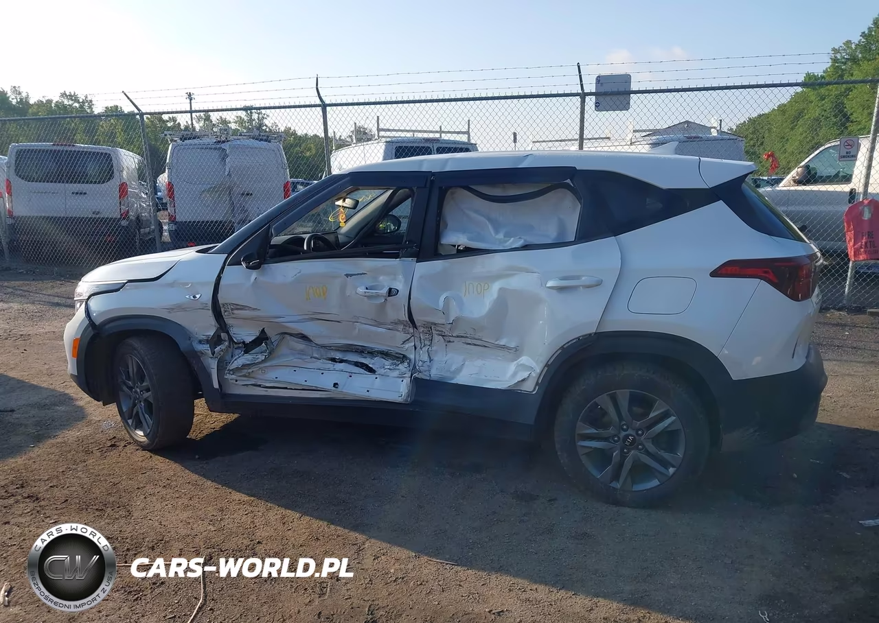 2021 Kia Seltos Lx VIN:KNDEPCAA2M7160033 - 14