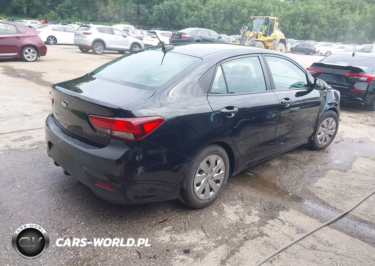 2018 Kia Rio Lx VIN:3KPA24ABXJE058518 - 4