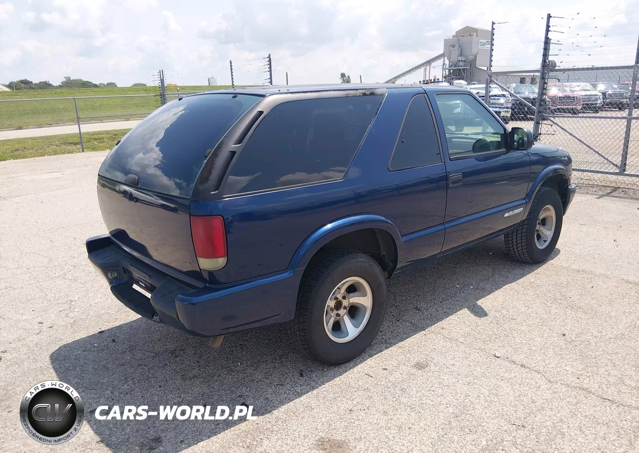2005 Chevrolet Blazer Ls VIN:1GNCS18X85K105712 - 4