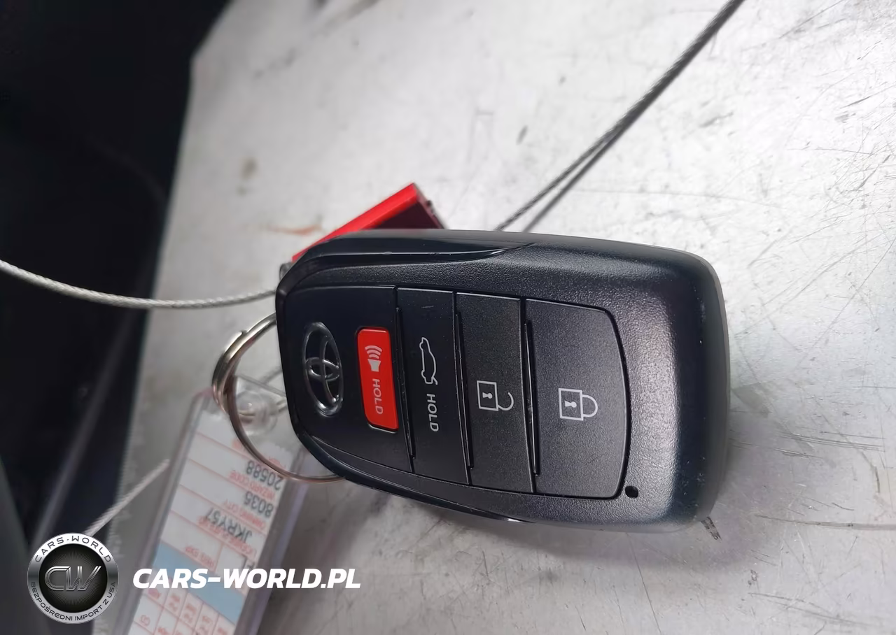 2026 Toyota Camry Se VIN:4T1DAACKXTU332795 - 11