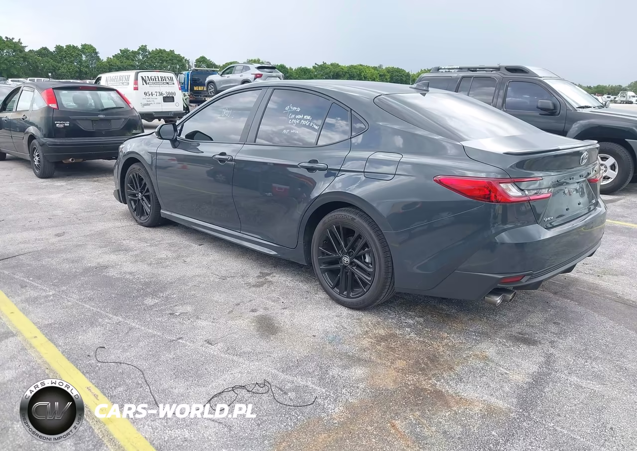 2026 Toyota Camry Se VIN:4T1DAACKXTU332795 - 3