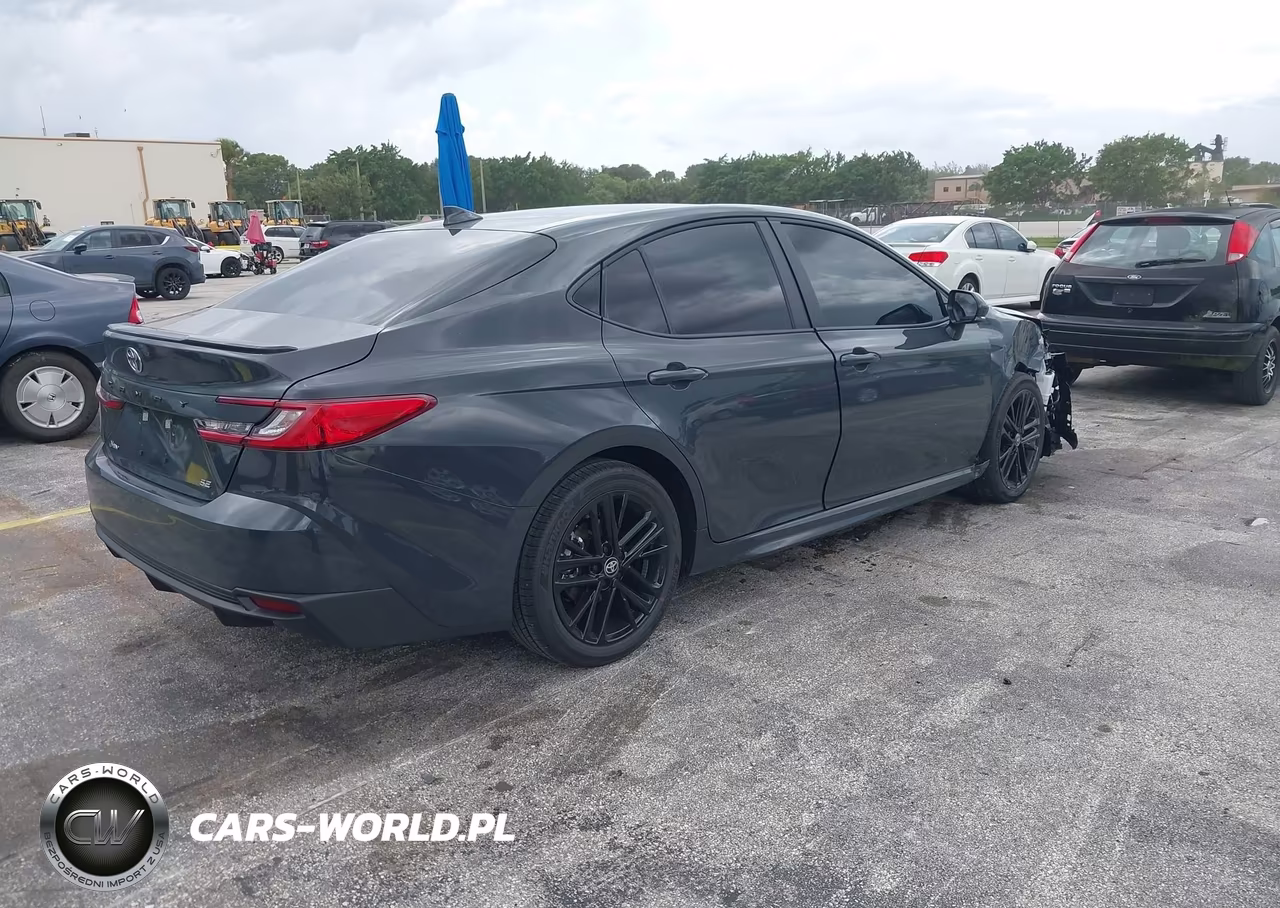 2026 Toyota Camry Se VIN:4T1DAACKXTU332795 - 4