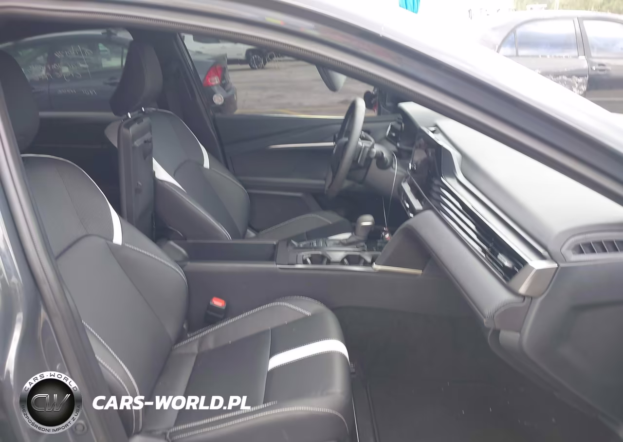 2026 Toyota Camry Se VIN:4T1DAACKXTU332795 - 5