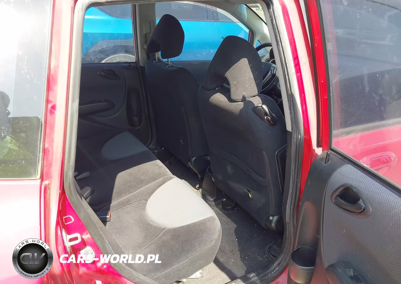 2007 Honda Fit Sport VIN:JHMGD38607S030299 - 8