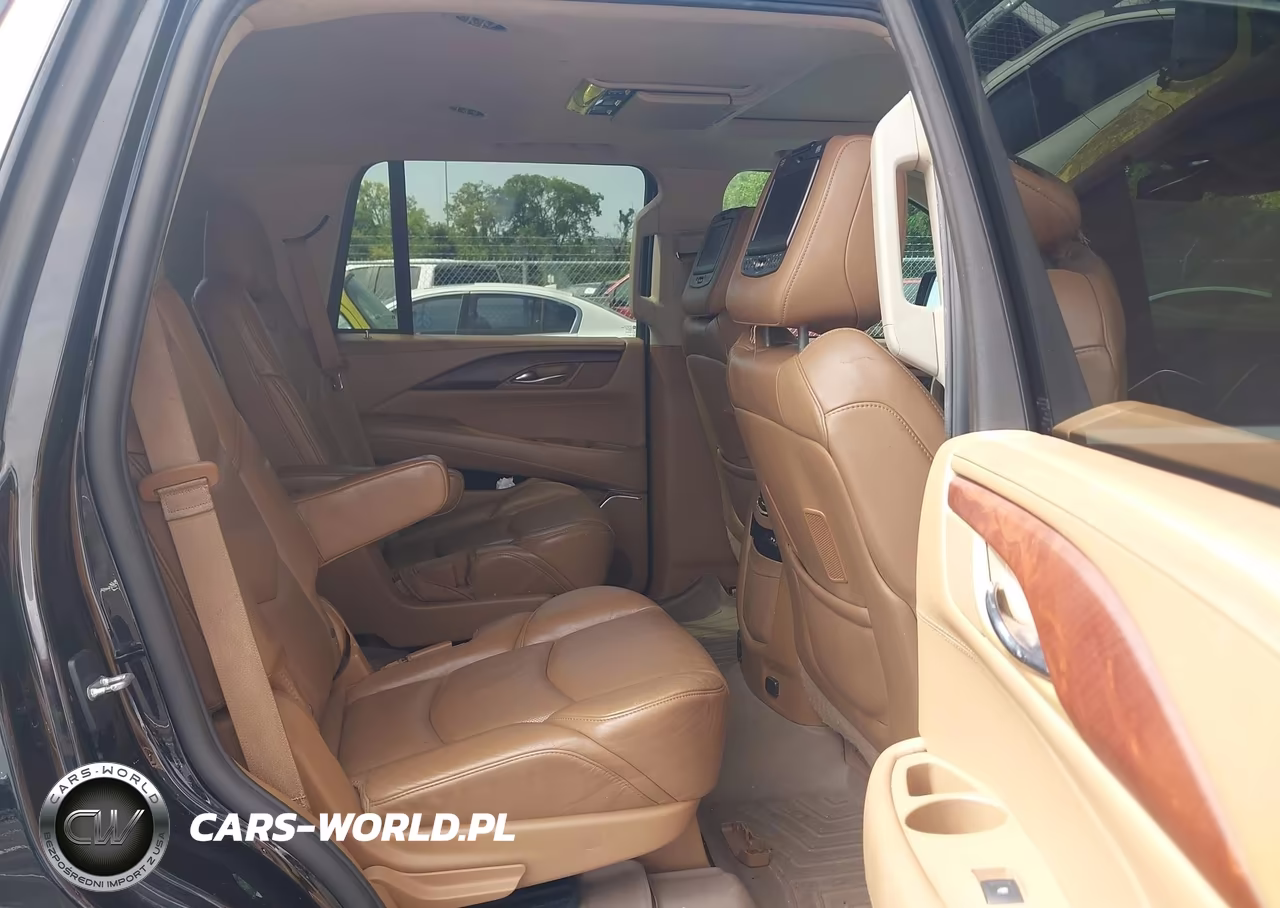 2016 Cadillac Escalade Platinum VIN:1GYS4DKJ7GR131856 - 8
