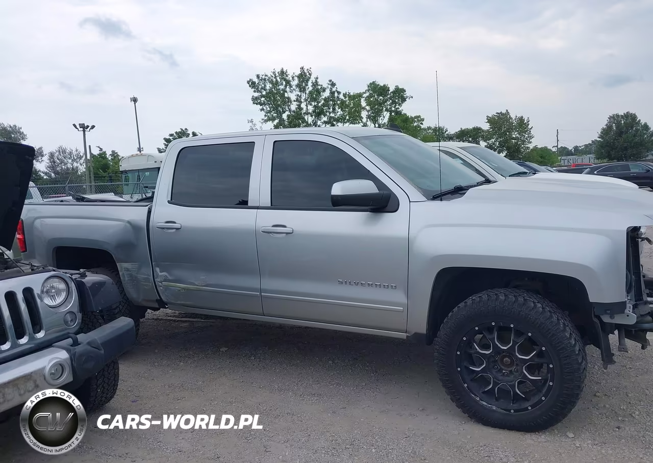 2018 Chevrolet Silverado 1500 2Lt VIN:3GCUKREC6JG492906 - 13