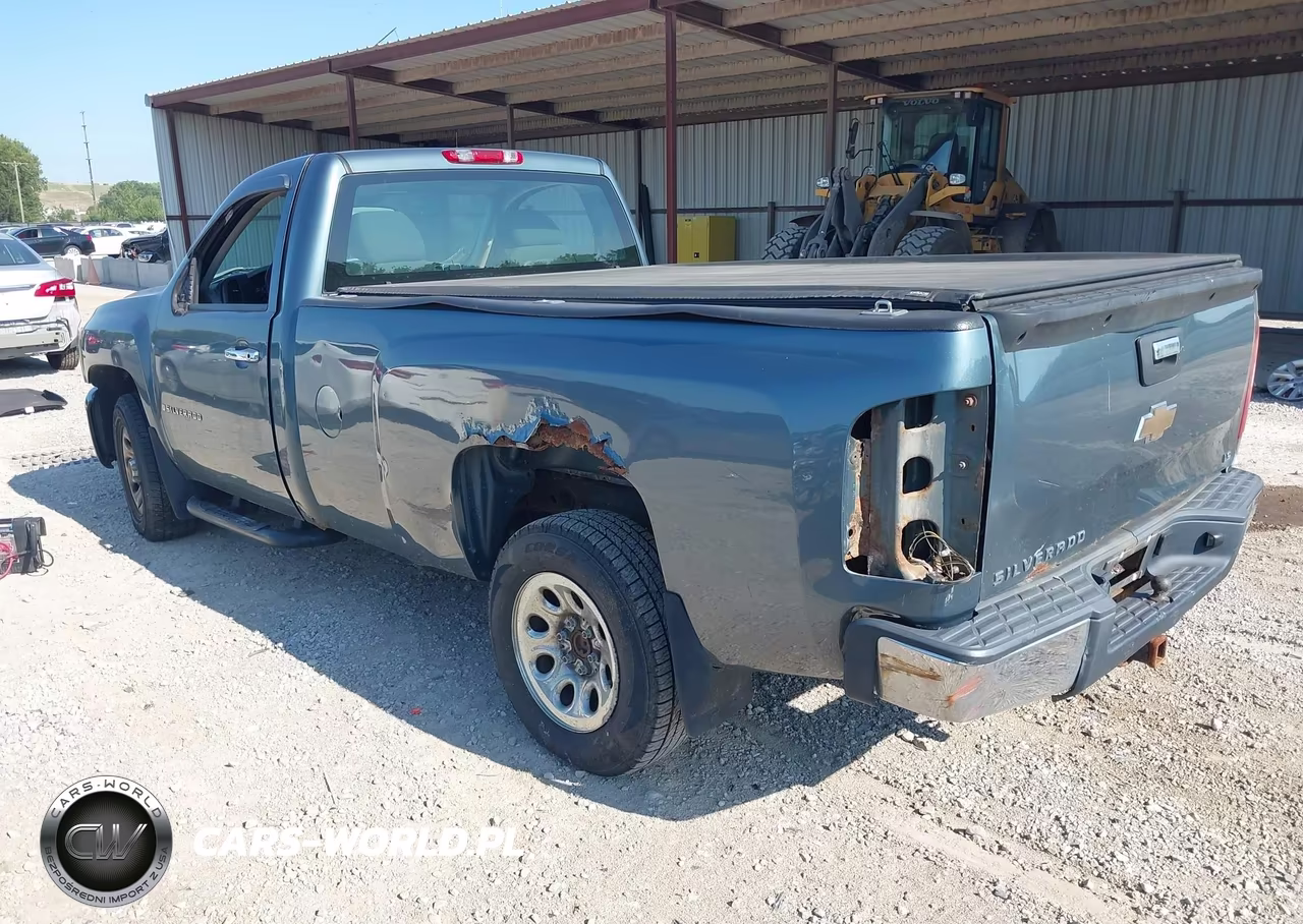 2007 Chevrolet Silverado 1500 Work Truck VIN:1GCEC14X07Z620671 - 3