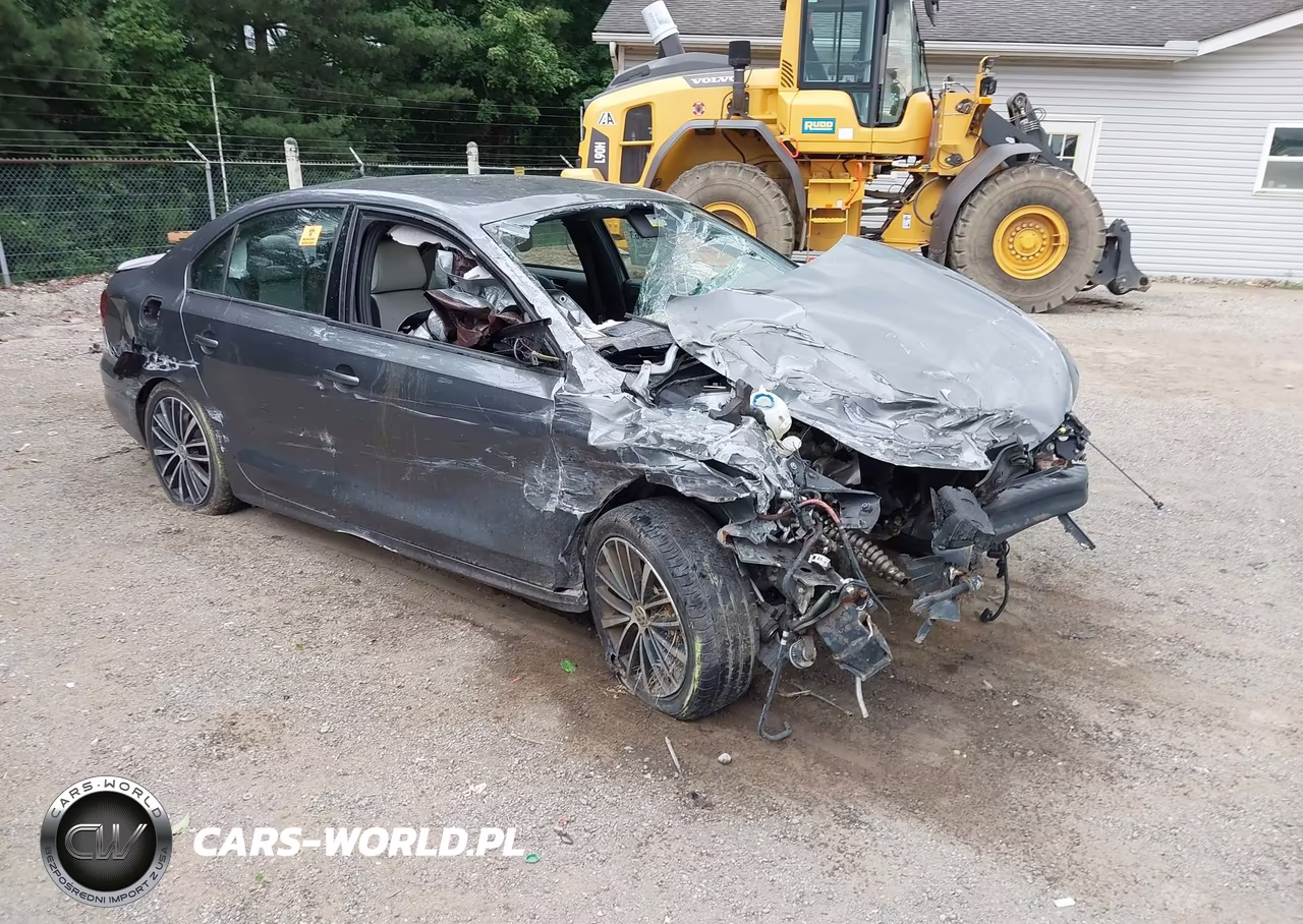 2016 Volkswagen Jetta 1.8T Sport – zdjęcie 1 z 13