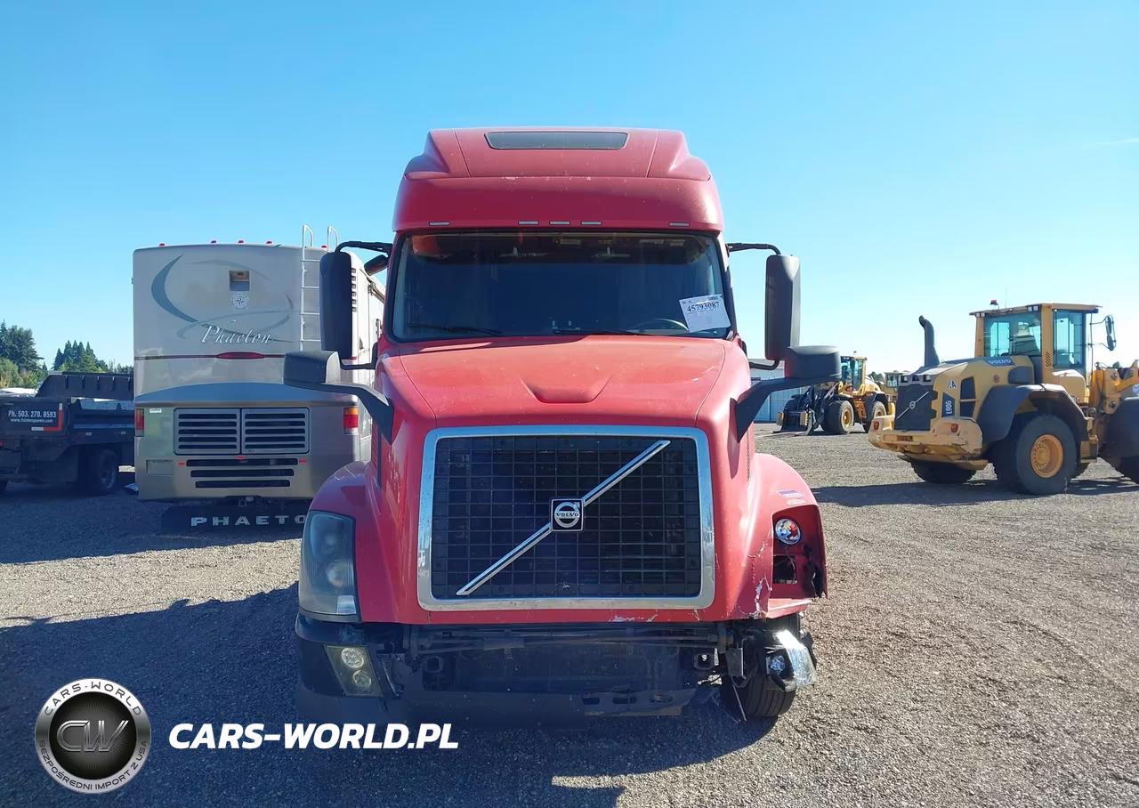 2015 Volvo Vn VIN:4V4NC9EJ8FN185143 - 12