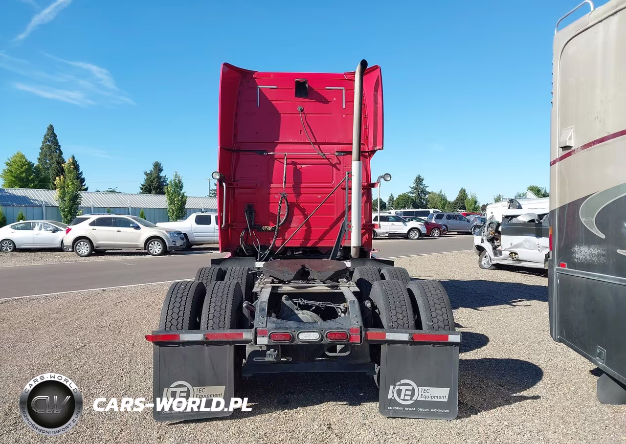 2015 Volvo Vn VIN:4V4NC9EJ8FN185143 - 15