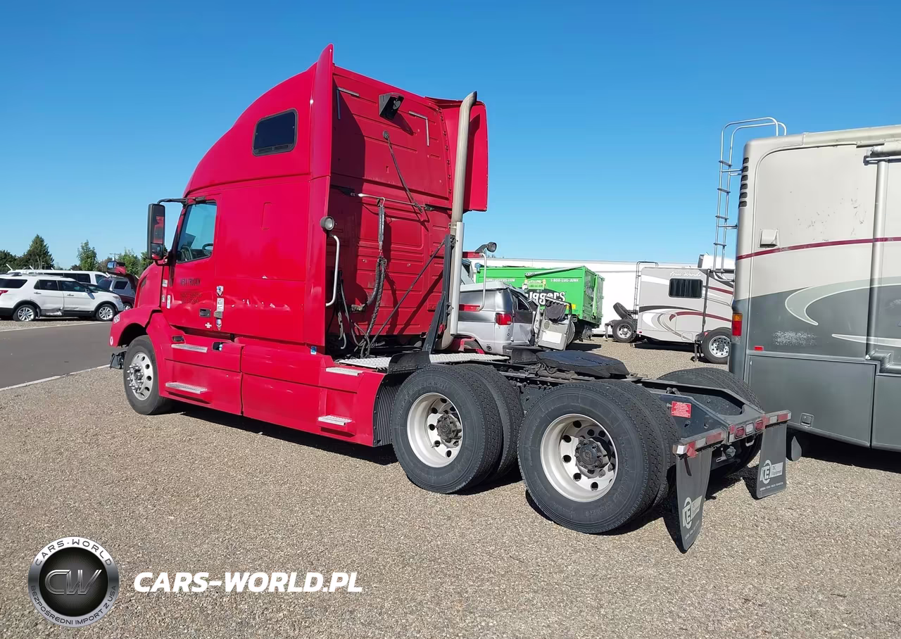 2015 Volvo Vn VIN:4V4NC9EJ8FN185143 - 3