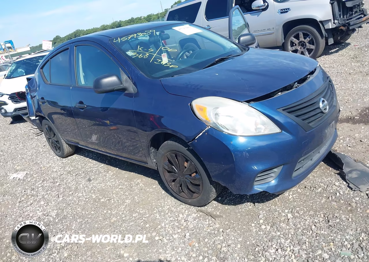2012 Nissan Versa 1.6 S – zdjęcie 1 z 16