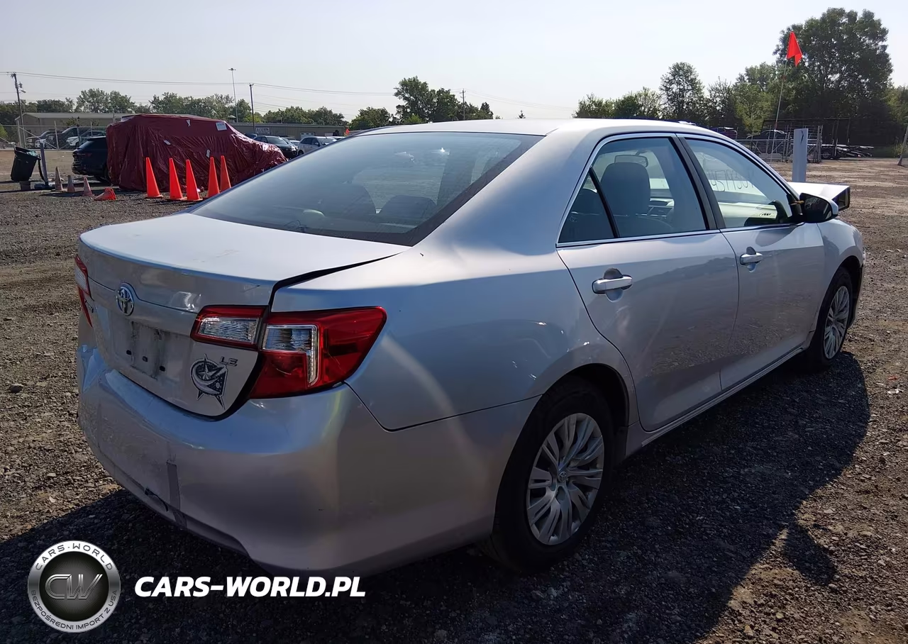 2014 Toyota Camry Le VIN:4T1BF1FK7EU448625 - 4