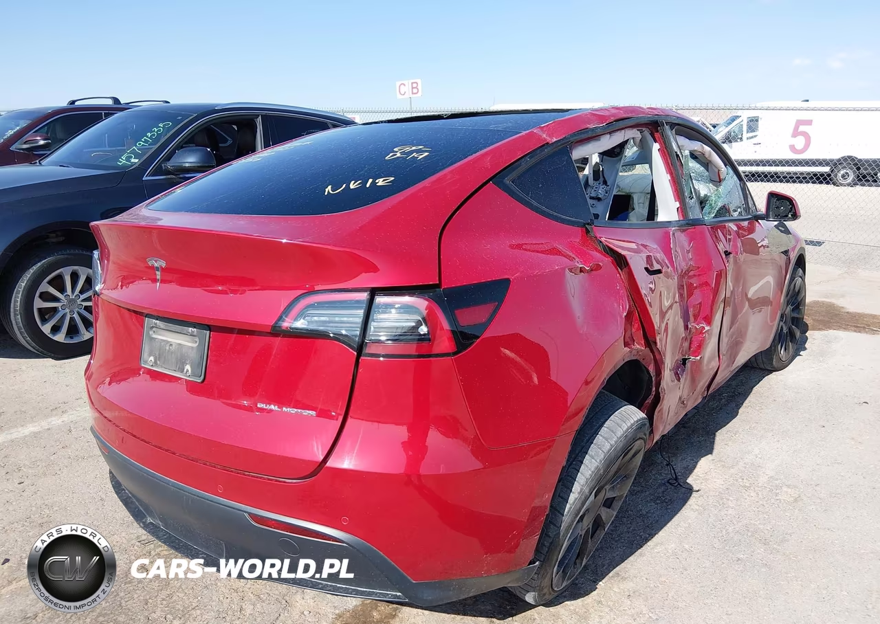 2021 Tesla Model Y Long Range Dual Motor All-Wheel Drive VIN:5YJYGDEE0MF274347 - 4