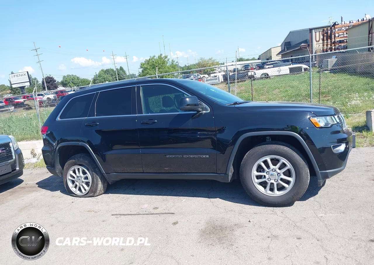 2019 Jeep Grand Cherokee Laredo E 4X4 VIN:1C4RJFAG9KC533033 - 13