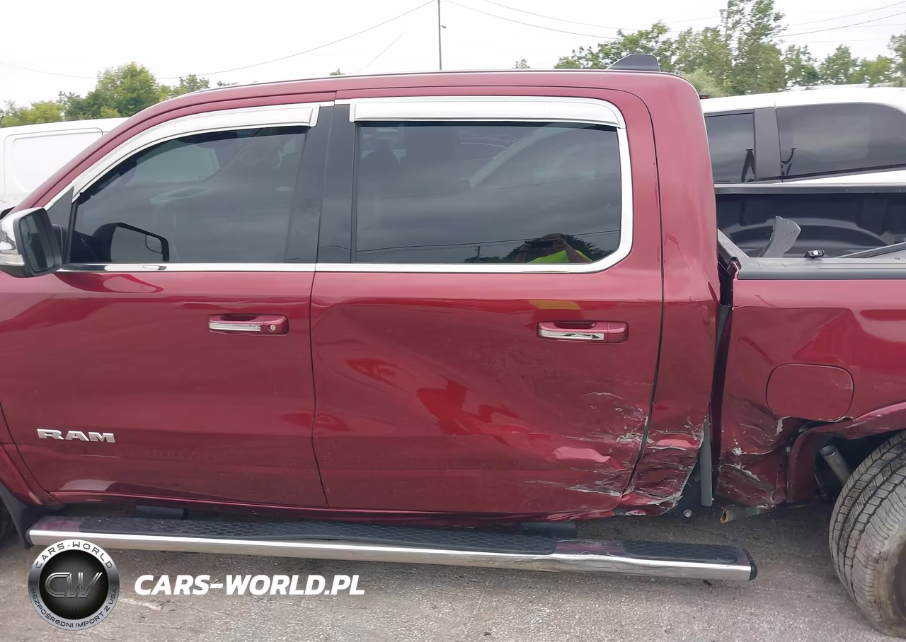 2021 Ram 1500 Laramie 4X4 5'7 Box VIN:1C6SRFJT7MN751543 - 14