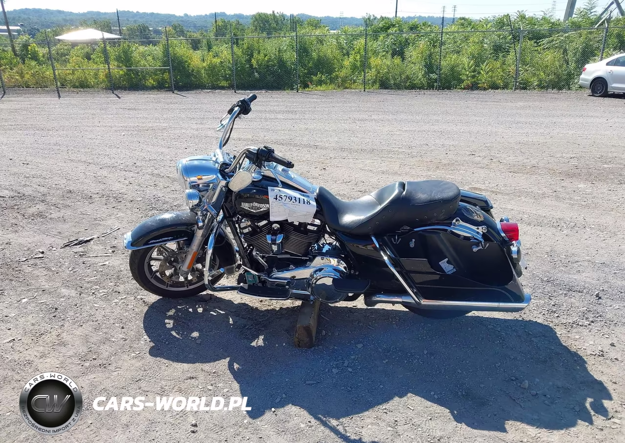 2017 Harley-Davidson Flhr Road King VIN:1HD1FBC15HB659600 - 13