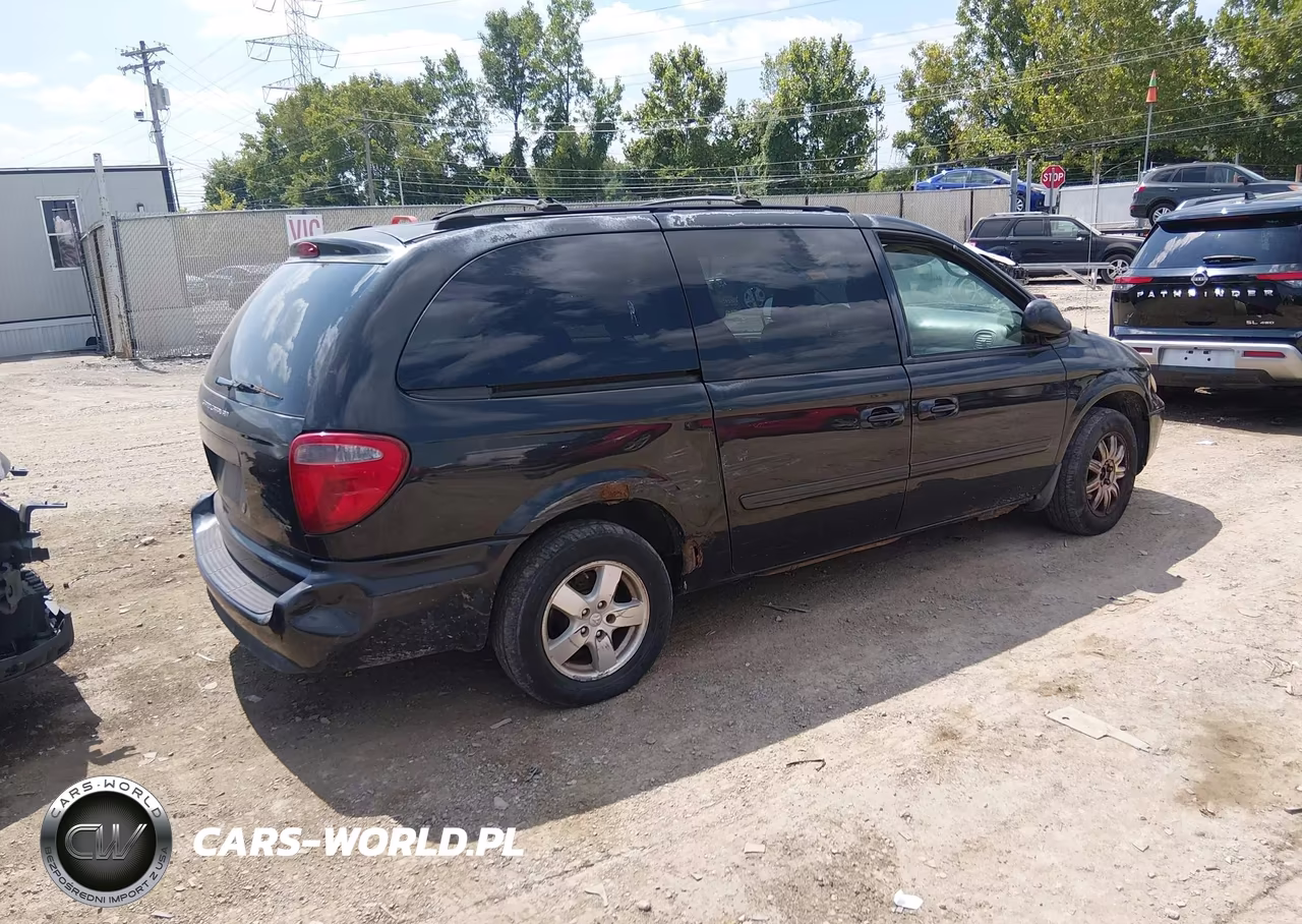 2005 Dodge Grand Caravan Sxt VIN:2D4GP44L05R134545 - 4