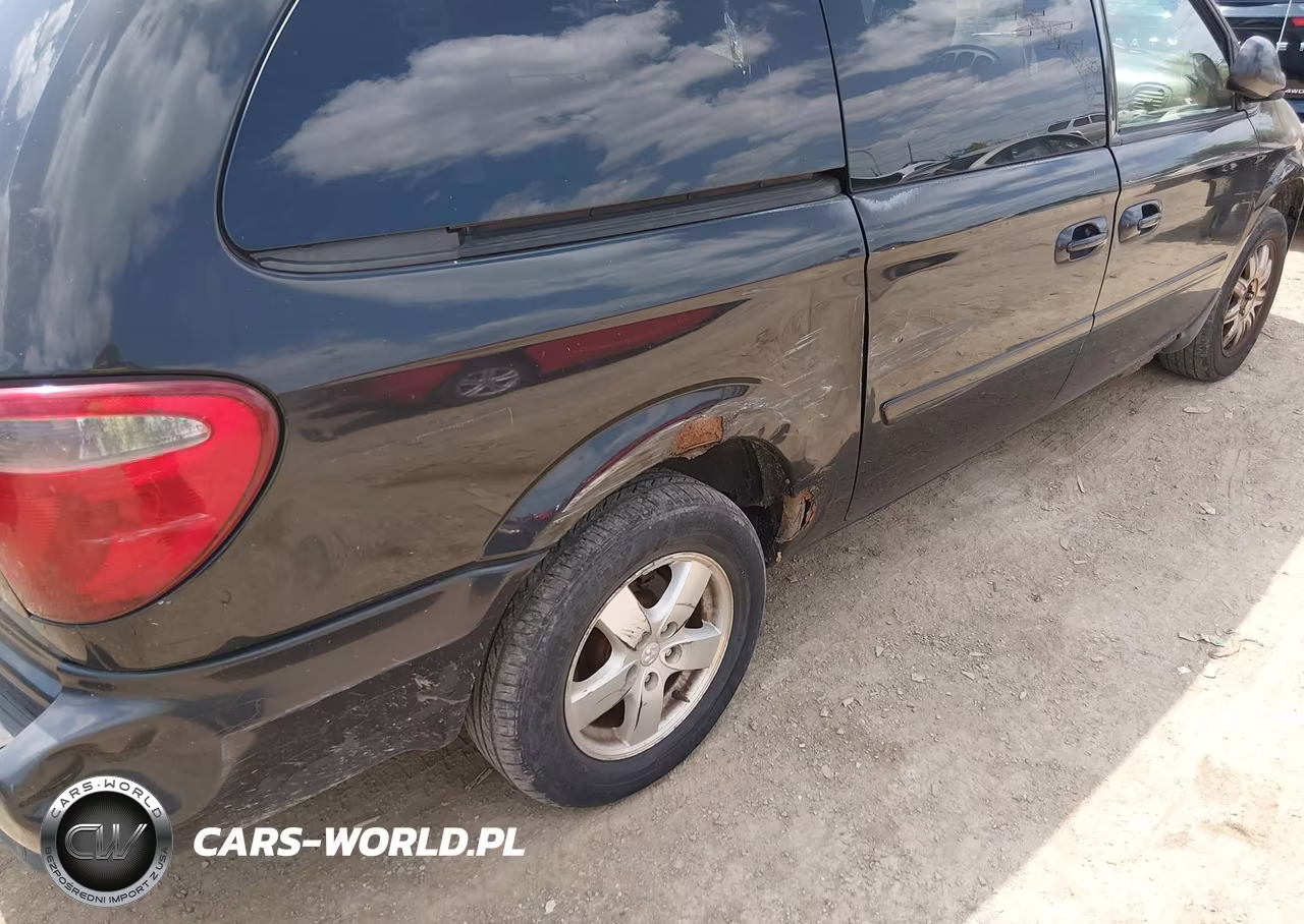 2005 Dodge Grand Caravan Sxt VIN:2D4GP44L05R134545 - 6