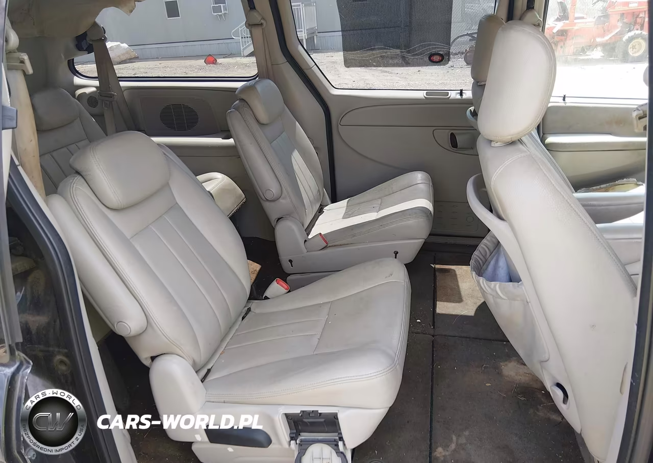 2005 Dodge Grand Caravan Sxt VIN:2D4GP44L05R134545 - 8