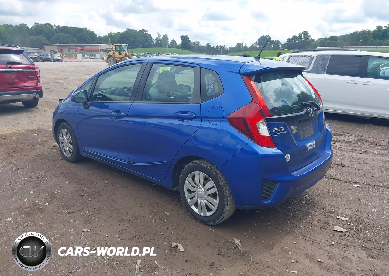 2015 Honda Fit Lx VIN:3HGGK5H59FM777970 - 3