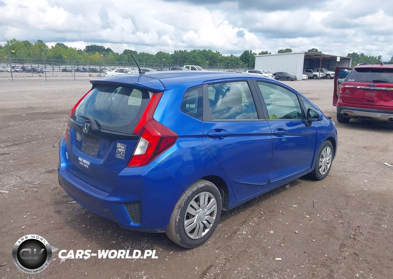 2015 Honda Fit Lx VIN:3HGGK5H59FM777970 - 4