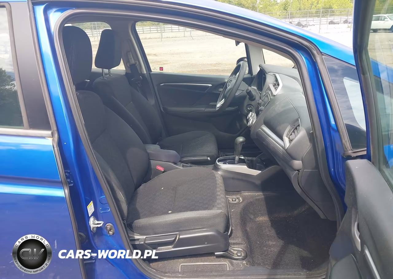 2015 Honda Fit Lx VIN:3HGGK5H59FM777970 - 5