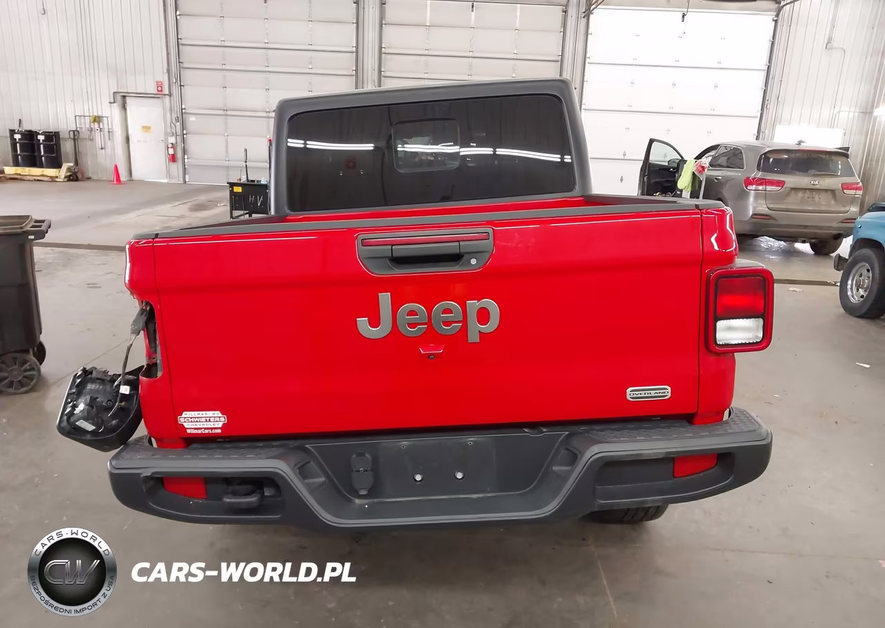 2023 Jeep Gladiator Overland 4X4 VIN:1C6HJTFG2PL539970 - 17
