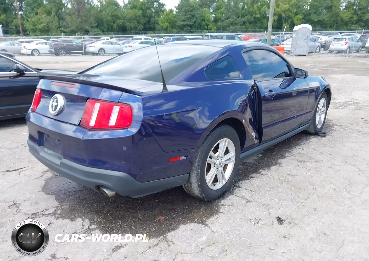 2012 Ford Mustang V6 VIN:1ZVBP8AM2C5271957 - 4