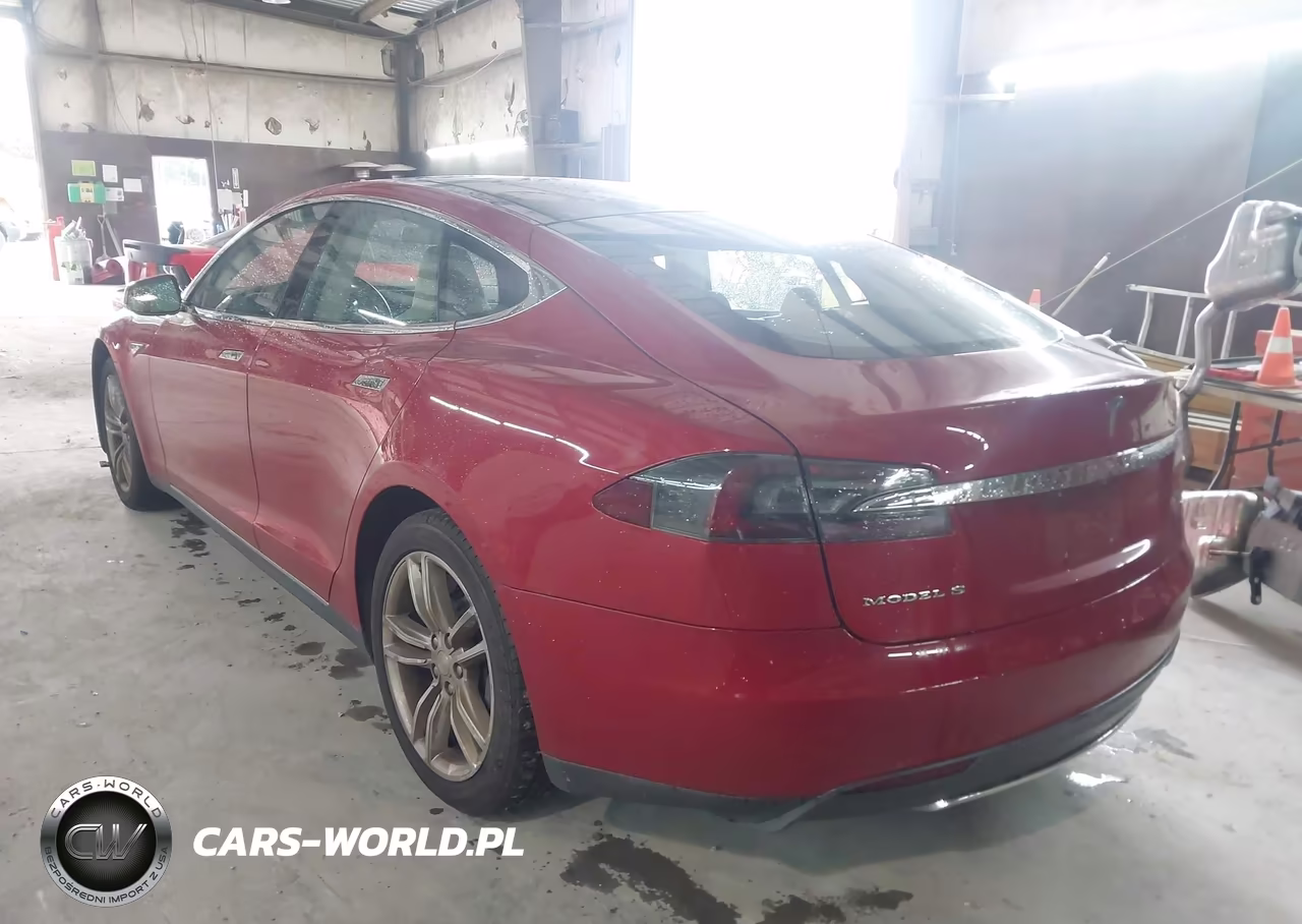 2013 Tesla Model S VIN:5YJSA1CN2DFP18336 - 3