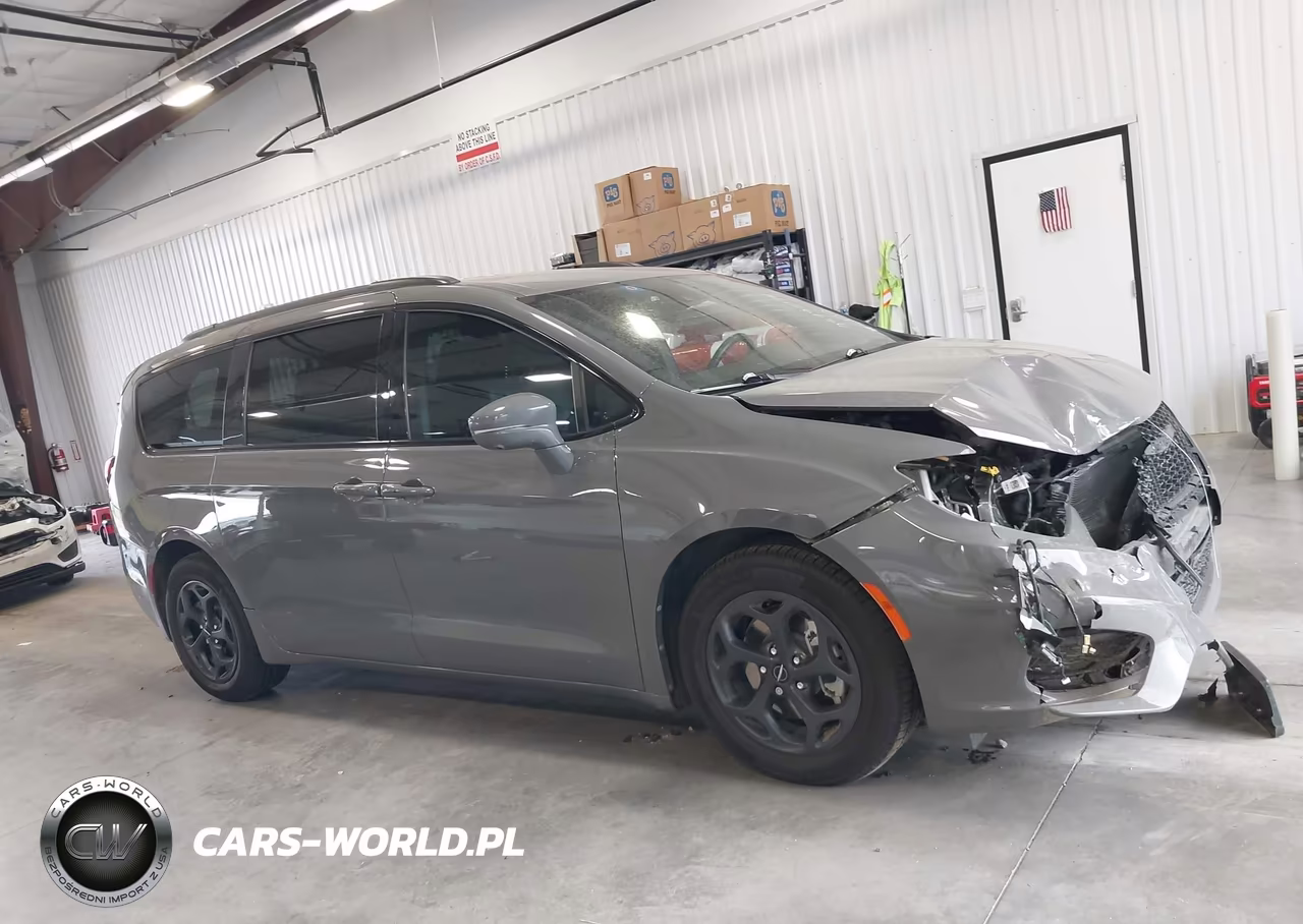 2021 Chrysler Pacifica Hybrid Touring L VIN:2C4RC1L72MR536344 - 14