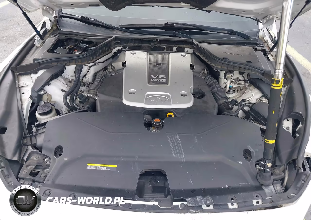 2014 Infiniti Q50 Premium VIN:JN1BV7ARXEM695980 - 10