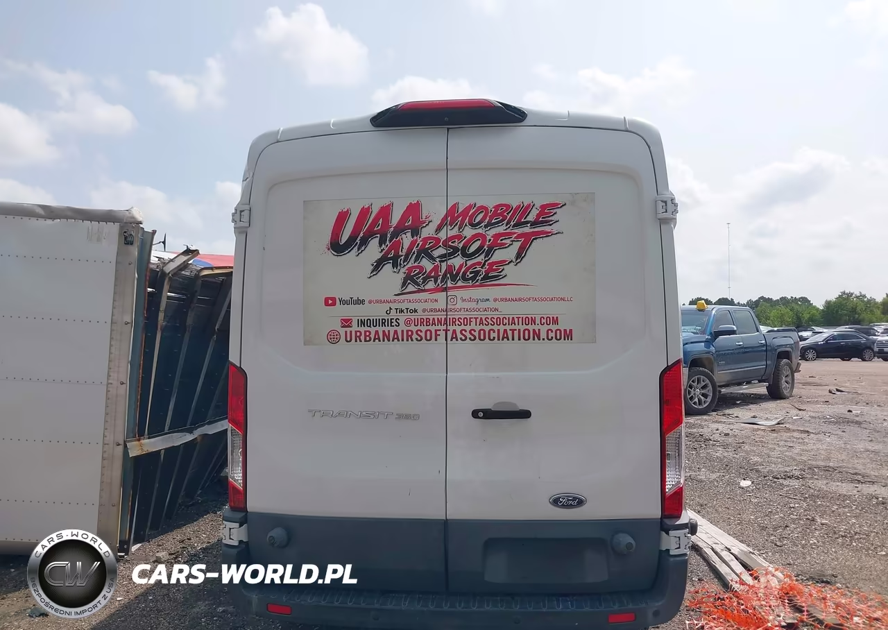 2018 Ford Transit-350 VIN:1FTBW2CM1JKA88208 - 15
