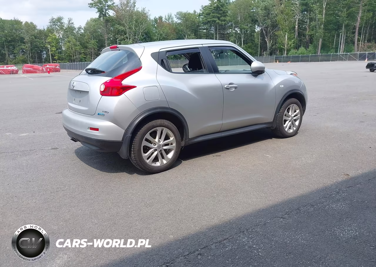 2014 Nissan Juke S VIN:JN8AF5MV5ET480763 - 4