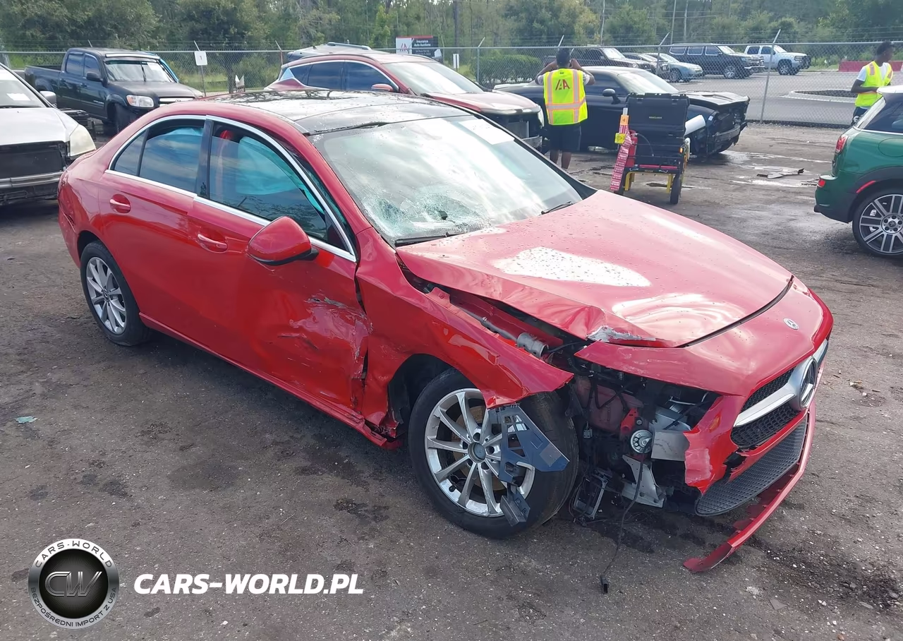 2019 Mercedes-Benz A 220 – zdjęcie 1 z 15