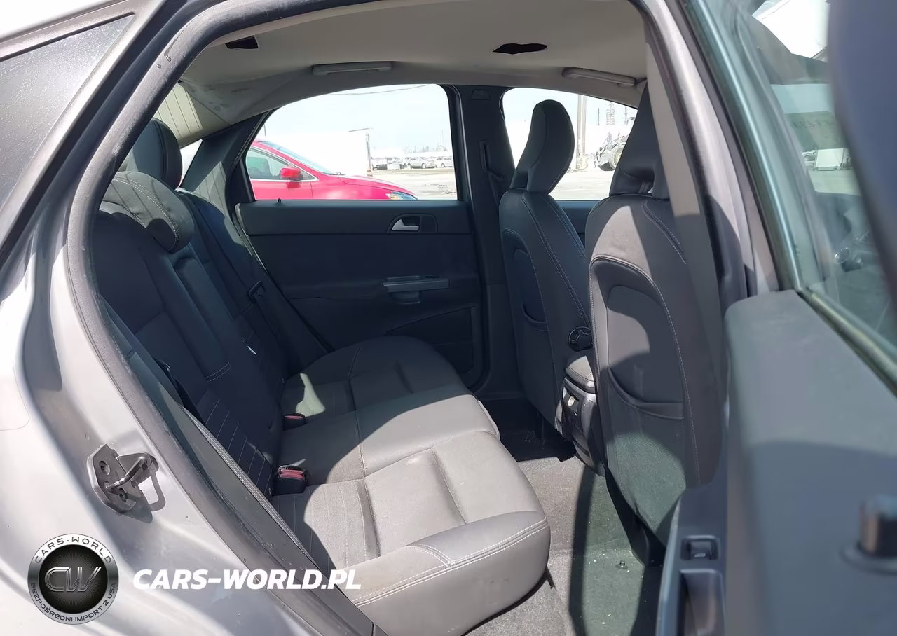 2006 Volvo S40 2.4I VIN:YV1MS390762176390 - 8