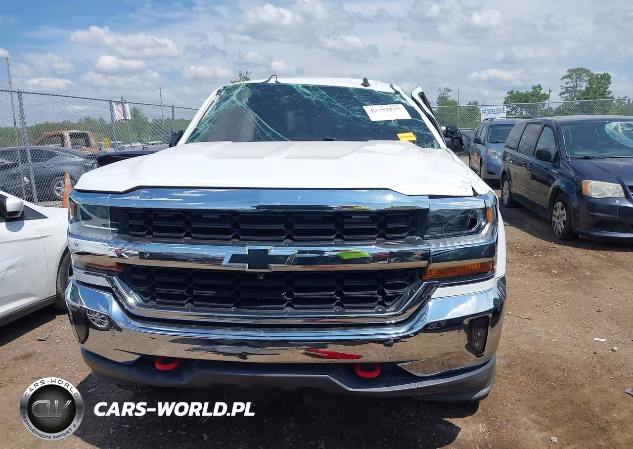 2018 Chevrolet Silverado 1500 1Lt VIN:1GCVKREC5JZ332682 - 11