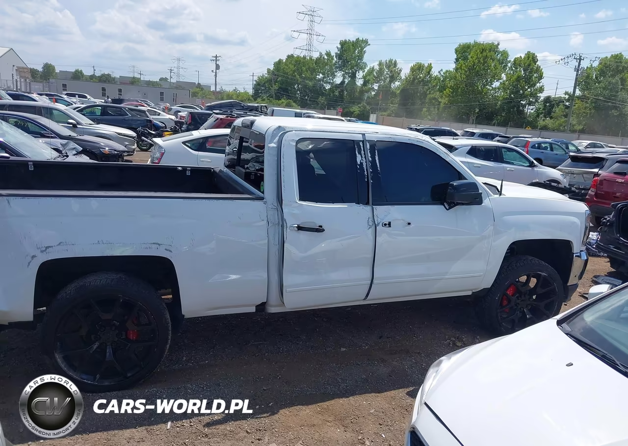 2018 Chevrolet Silverado 1500 1Lt VIN:1GCVKREC5JZ332682 - 12