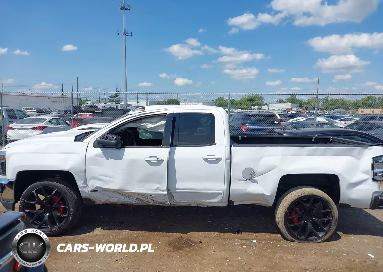2018 Chevrolet Silverado 1500 1Lt VIN:1GCVKREC5JZ332682 - 13